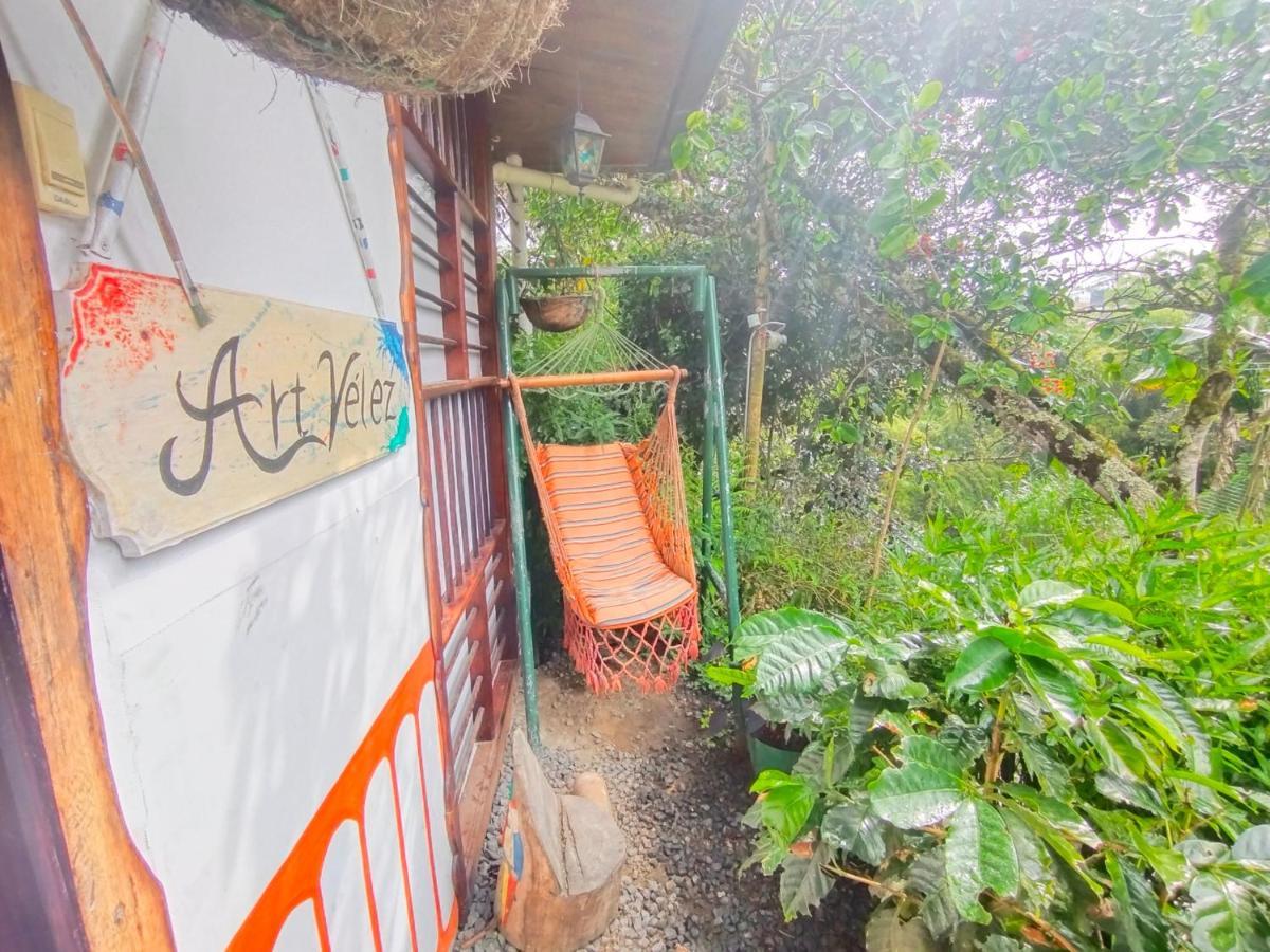 ホテル Casa Turistica Art-Velez サレント エクステリア 写真