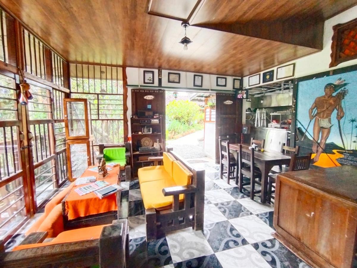 ホテル Casa Turistica Art-Velez サレント エクステリア 写真