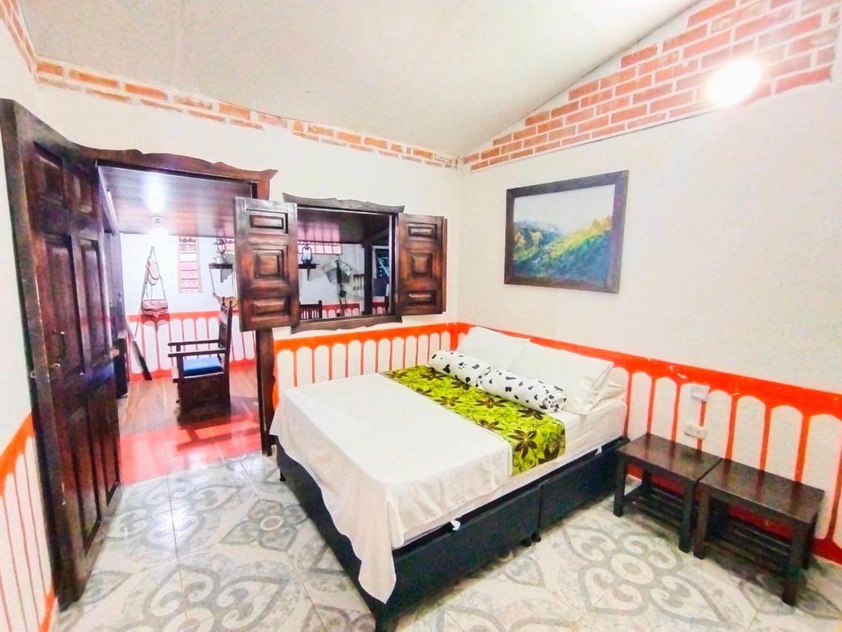 ホテル Casa Turistica Art-Velez サレント エクステリア 写真