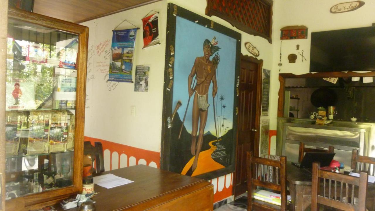 ホテル Casa Turistica Art-Velez サレント エクステリア 写真